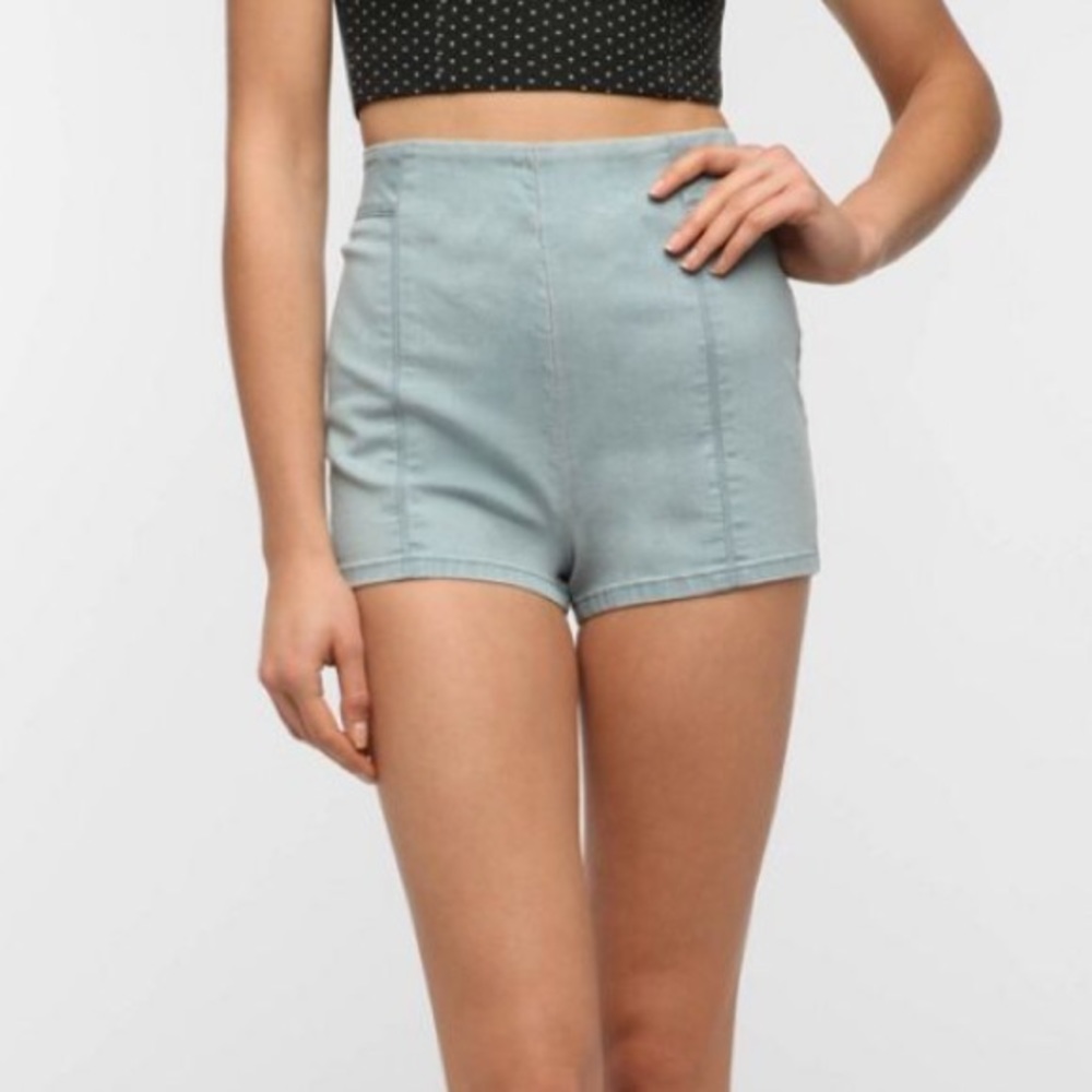 Kimchi Blue Pin-Up shorts